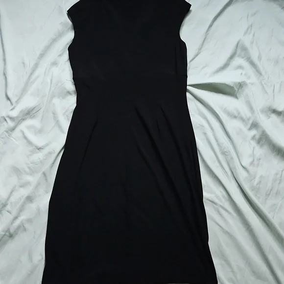 Lauren Ralph Lauren Fitted Black Dress, Size 10 - Picture 8 of 10